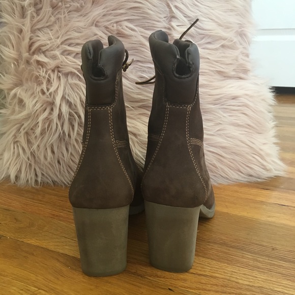 đź’•TIMBERLAND BOOTSđź’• - Picture 4 of 8